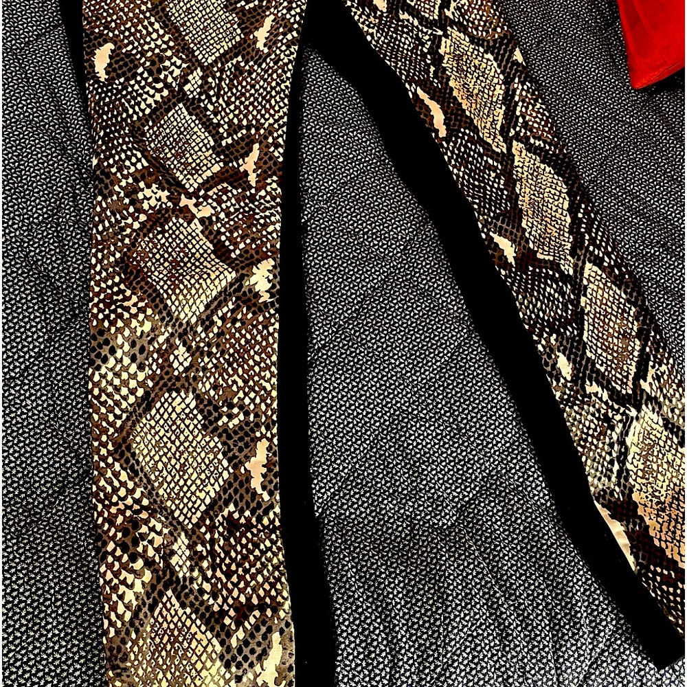 Diane von Furstenberg snake dress pant